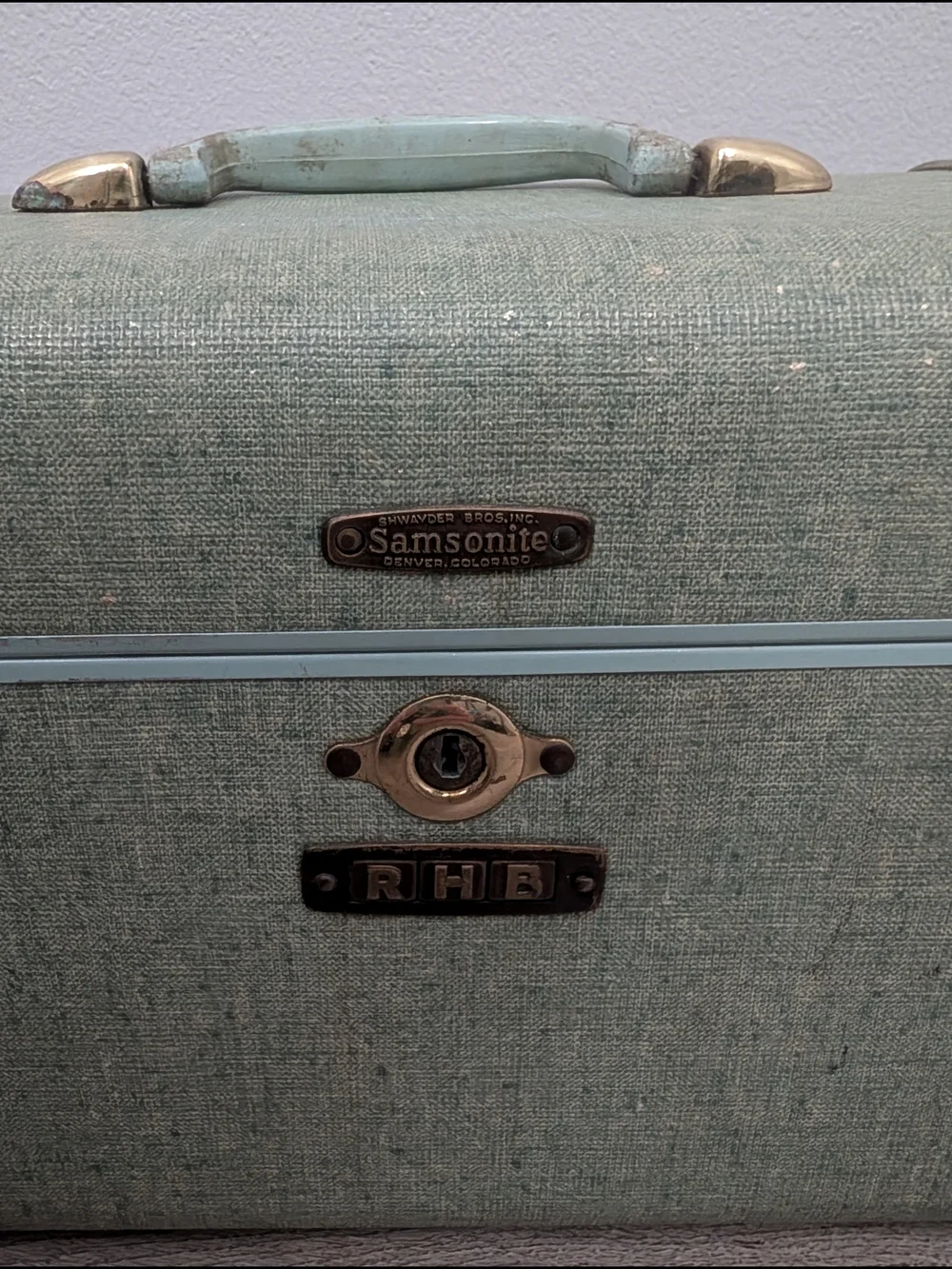 Samsonite Light Green Vintage Train Case Cosmetic Storage